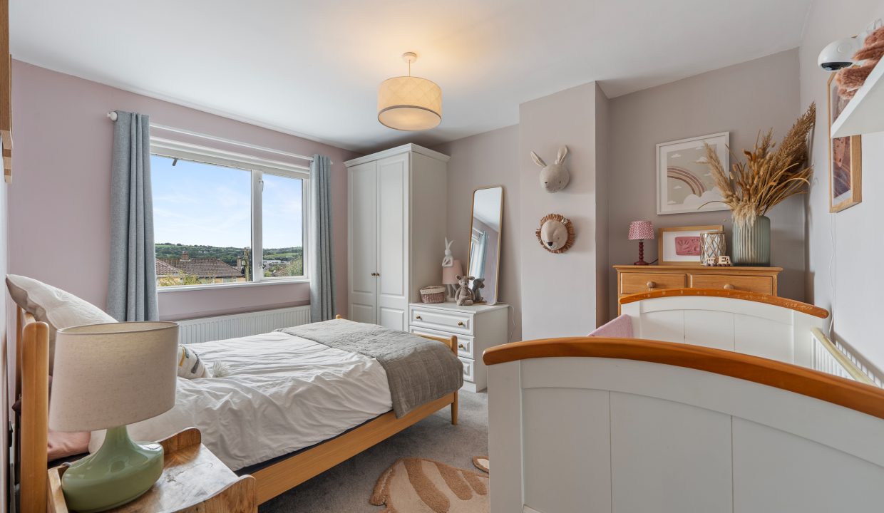 9 Firgrove Lawn - interior-9