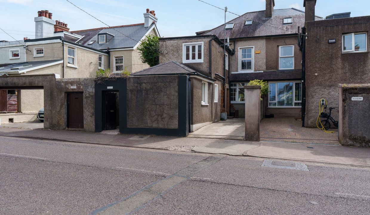 Ardfinnan, Glasheen Road - exterior-2