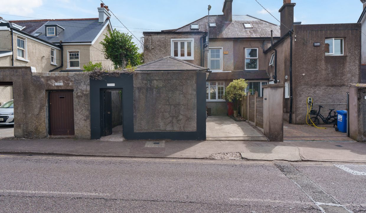 Ardfinnan, Glasheen Road - exterior-3