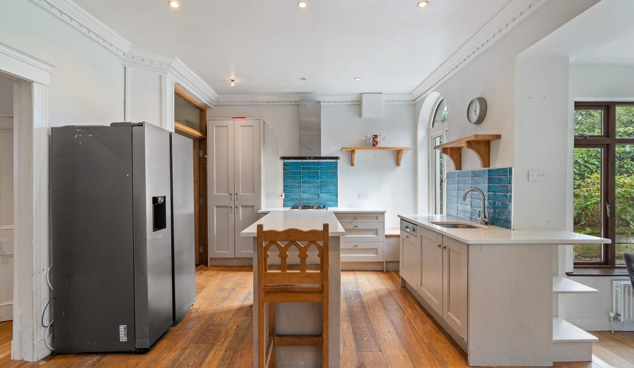 Ardfinnan, Glasheen Road - interior-9