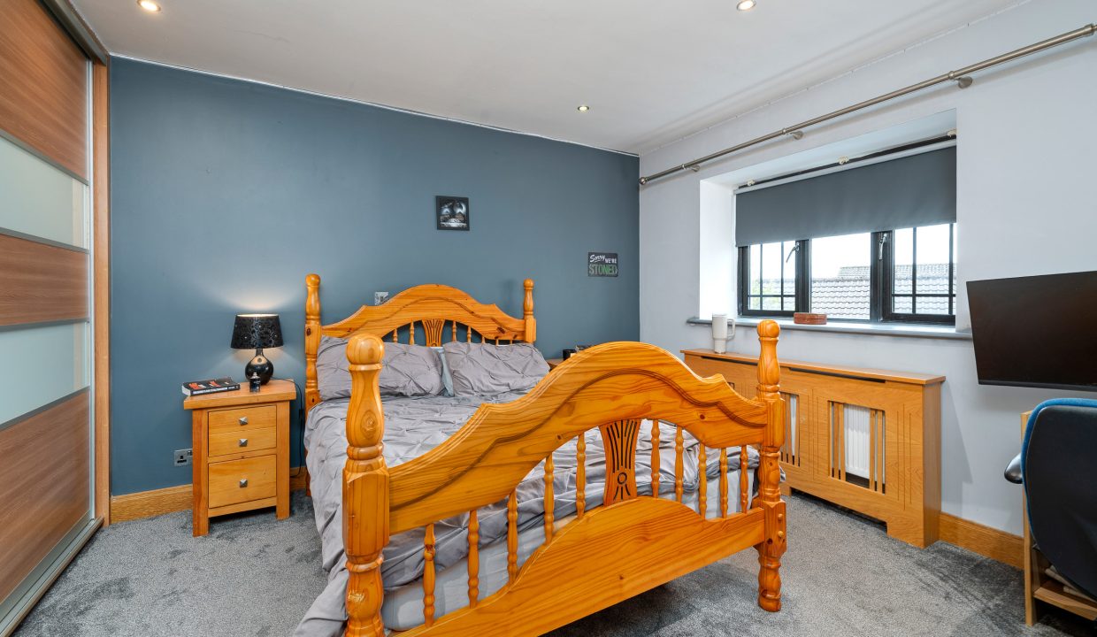 09.09 LOTHLORIEN, LARCHFIELD CLOSE, COMMONS ROAD, CORK - ERA - H-Pix Media WEB 22