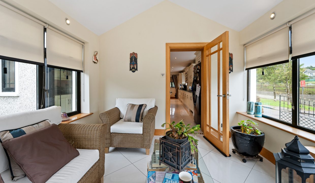 09.09 LOTHLORIEN, LARCHFIELD CLOSE, COMMONS ROAD, CORK - ERA - H-Pix Media WEB 36