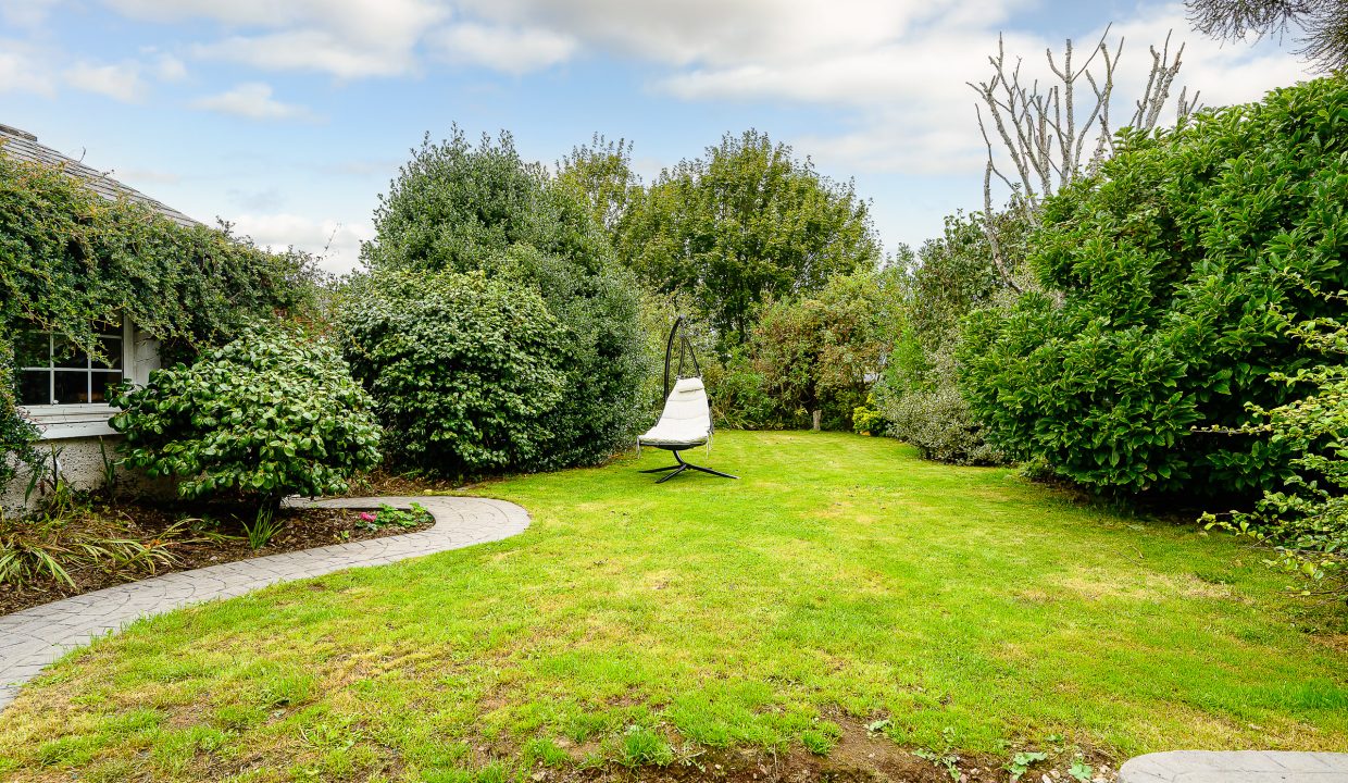 09.09 LOTHLORIEN, LARCHFIELD CLOSE, COMMONS ROAD, CORK - ERA - H-Pix Media WEB 47
