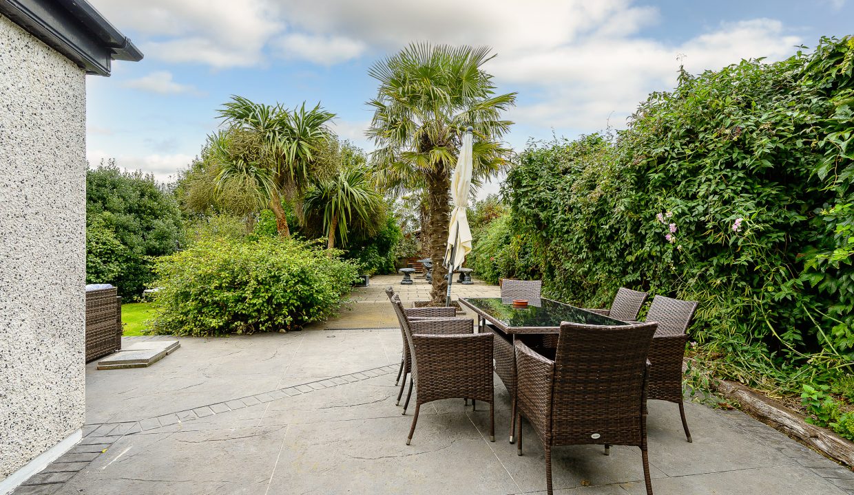 09.09 LOTHLORIEN, LARCHFIELD CLOSE, COMMONS ROAD, CORK - ERA - H-Pix Media WEB 51