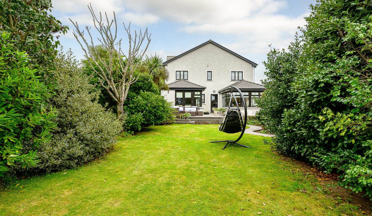 09.09 LOTHLORIEN, LARCHFIELD CLOSE, COMMONS ROAD, CORK - ERA - H-Pix Media WEB 56