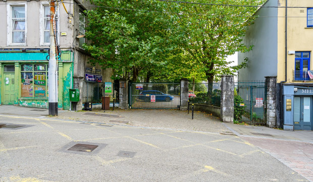 10.06 19 Popes Quay Court, Cork City - ERA - H-Pix Media WEB 27