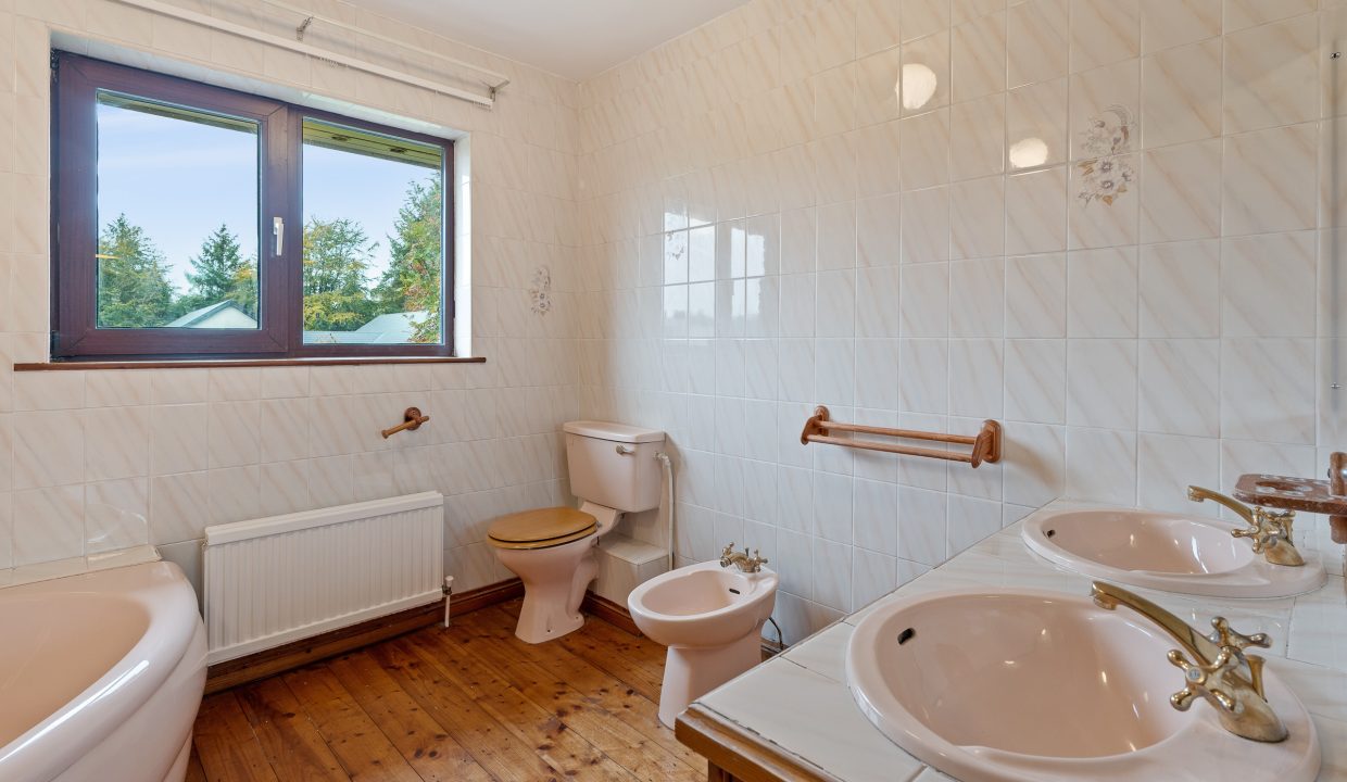 10.08 Eton Brae, Moneygourney, Douglas, Cork - ERA - H-Pix WEB 36