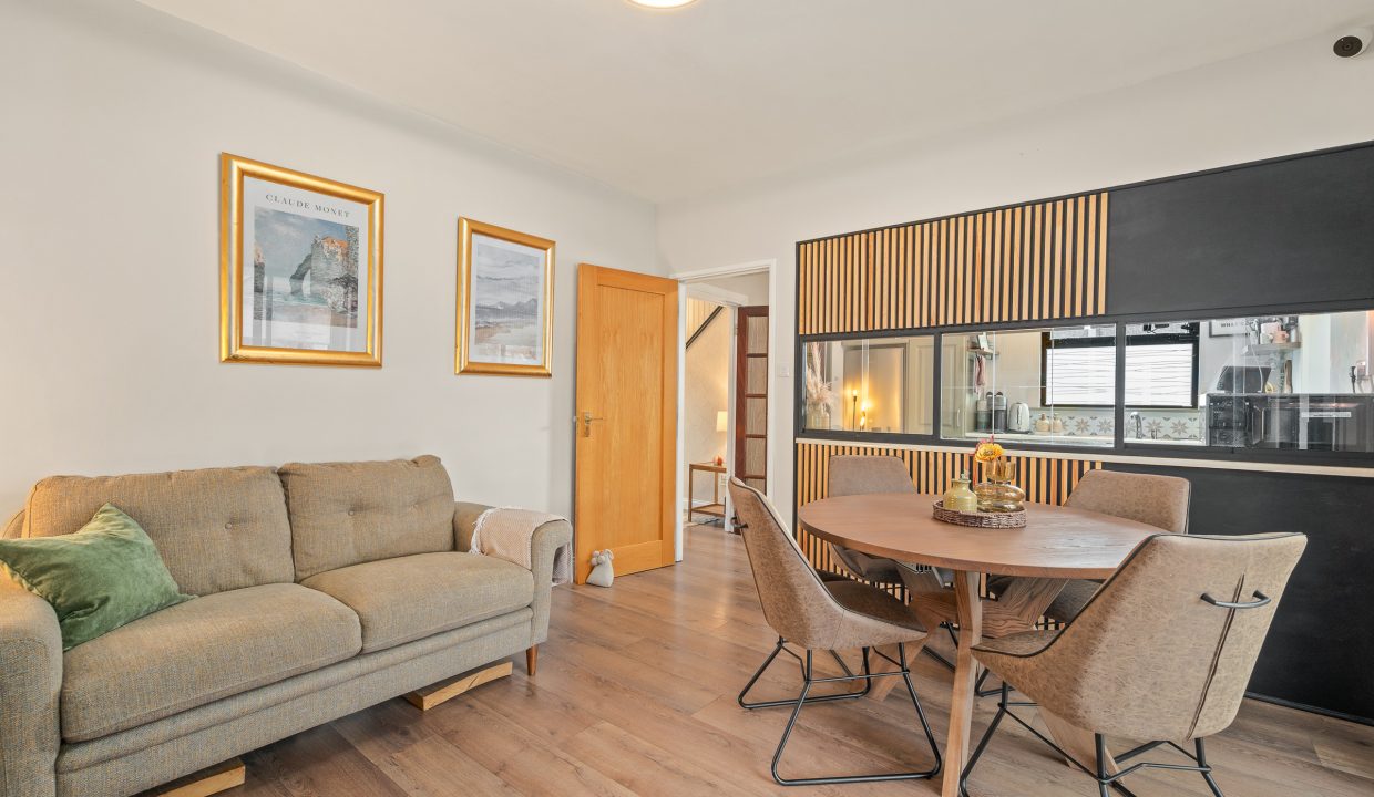 10.09 3 Deanwood Place, Togher, Cork - ERA - H-Pix WEB 28