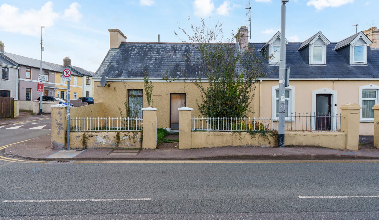 12 Curragh Road - exterior-12