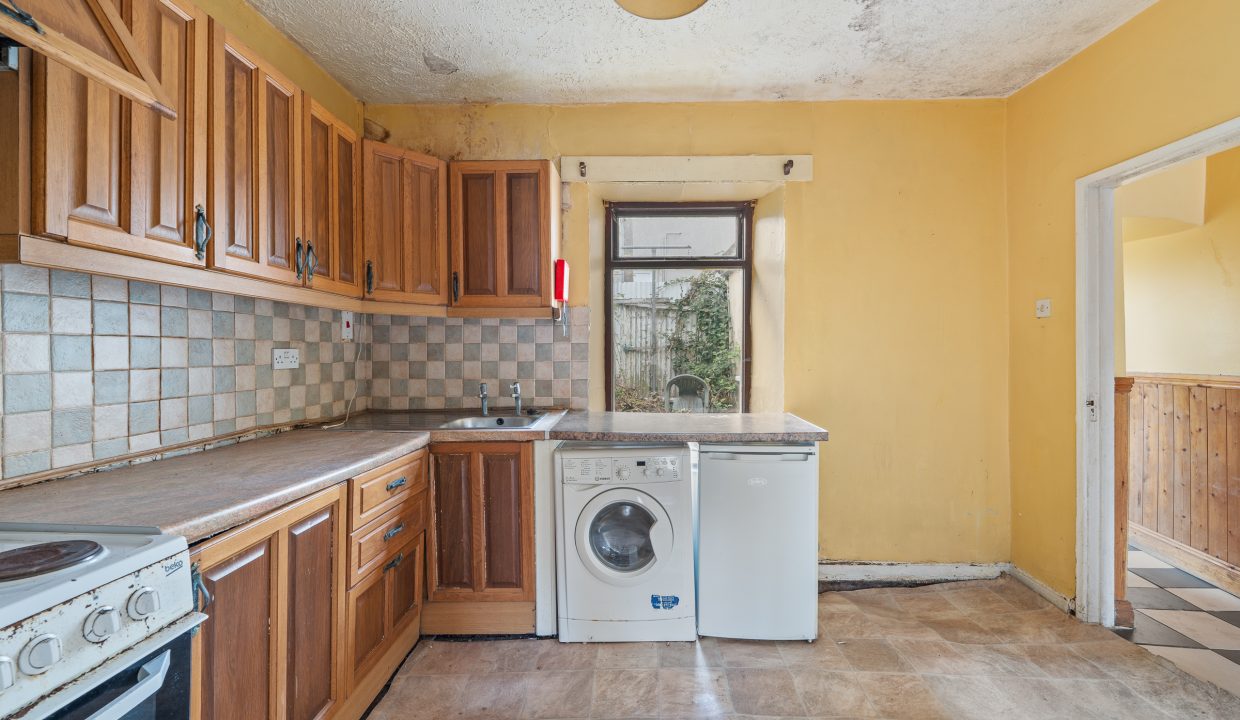12 Curragh Road - interior-4