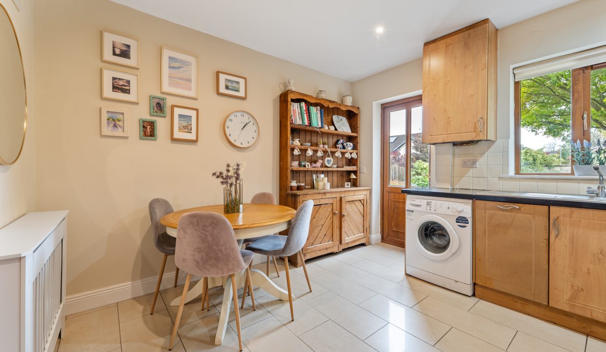 19 The Close - interior-11