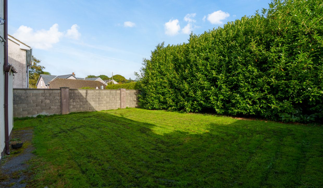 2 Whitethorn Drive - exterior-10