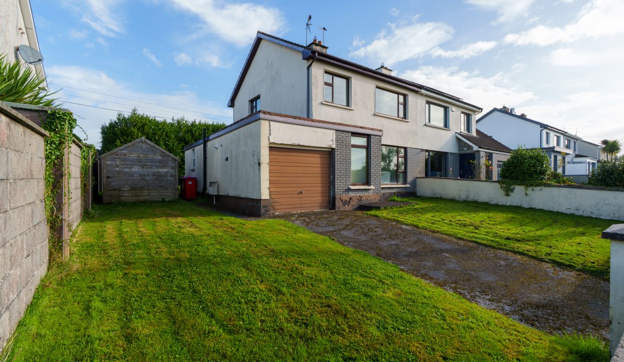 2 Whitethorn Drive - exterior-7