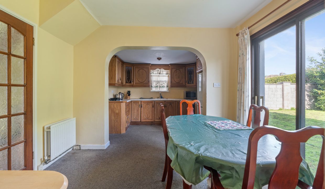 2 Whitethorn Drive - interior-19