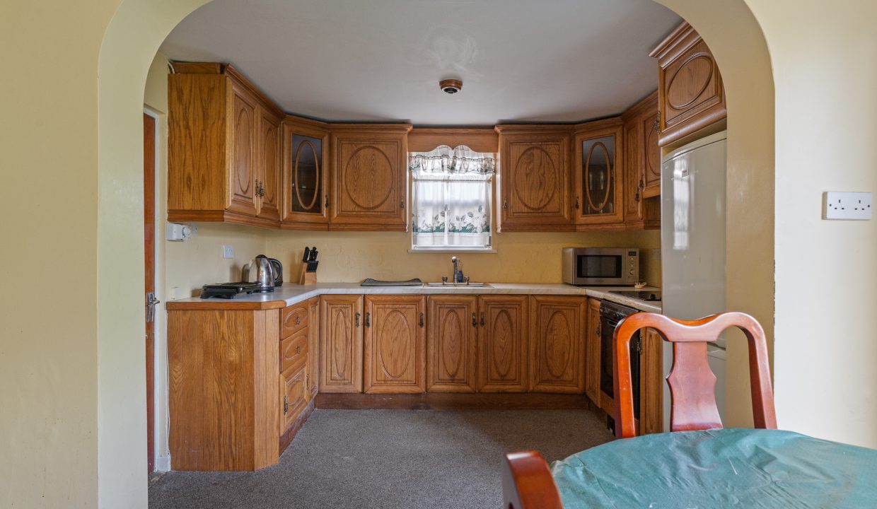 2 Whitethorn Drive - interior-20