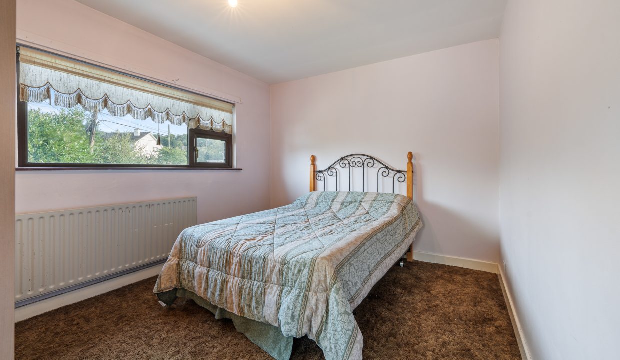 2 Whitethorn Drive - interior-4
