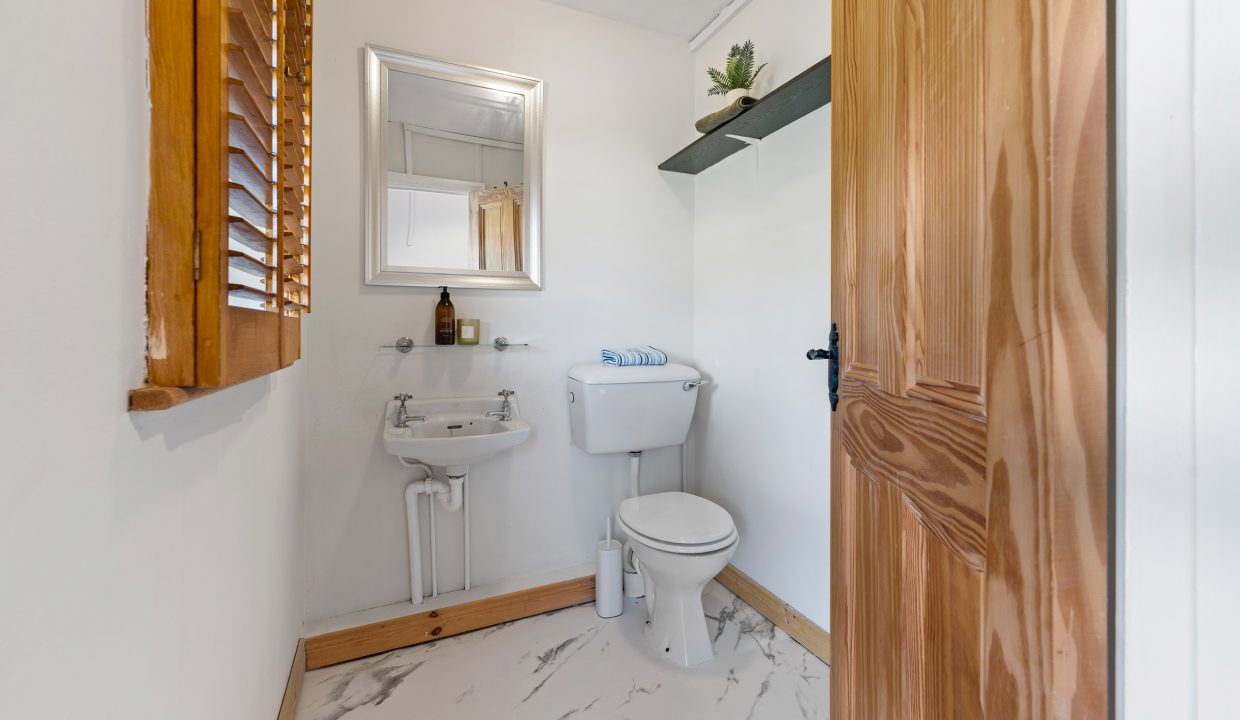 44 Castleowen - interior-1