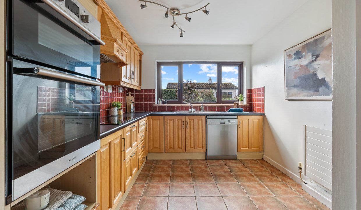 44 Castleowen - interior-19