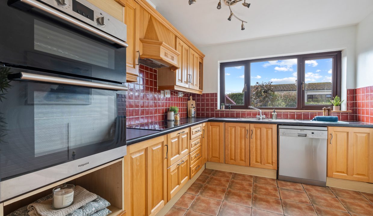 44 Castleowen - interior-21