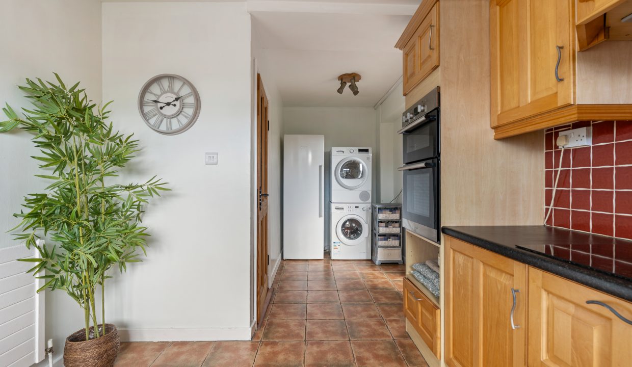 44 Castleowen - interior-25