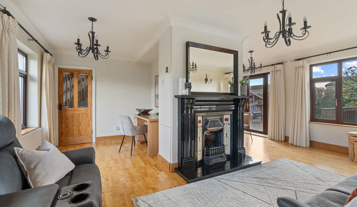 44 Castleowen - interior-36