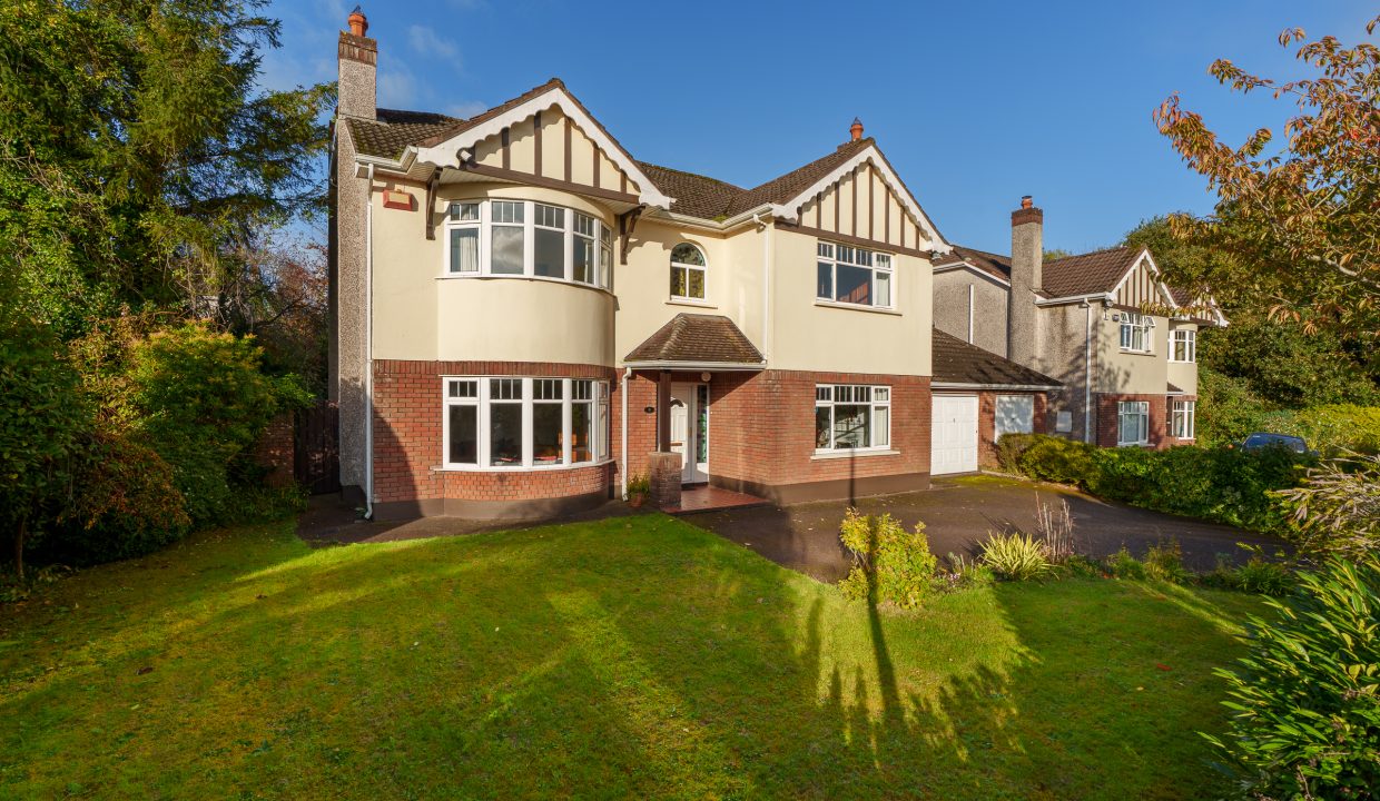 8 The Manor - exterior-1