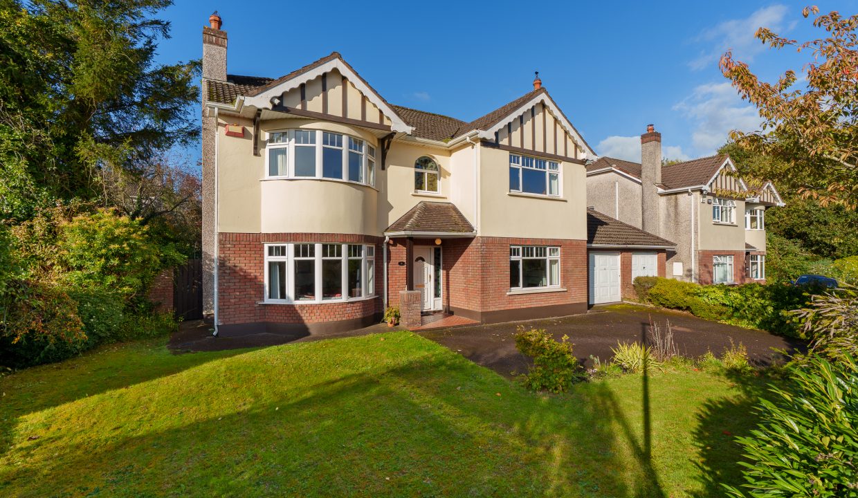 8 The Manor - exterior-10