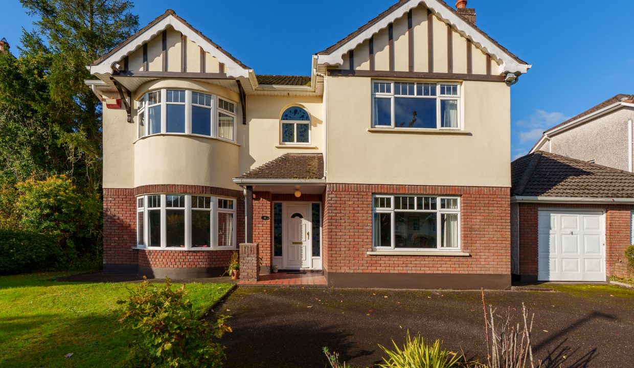 8 The Manor - exterior-7