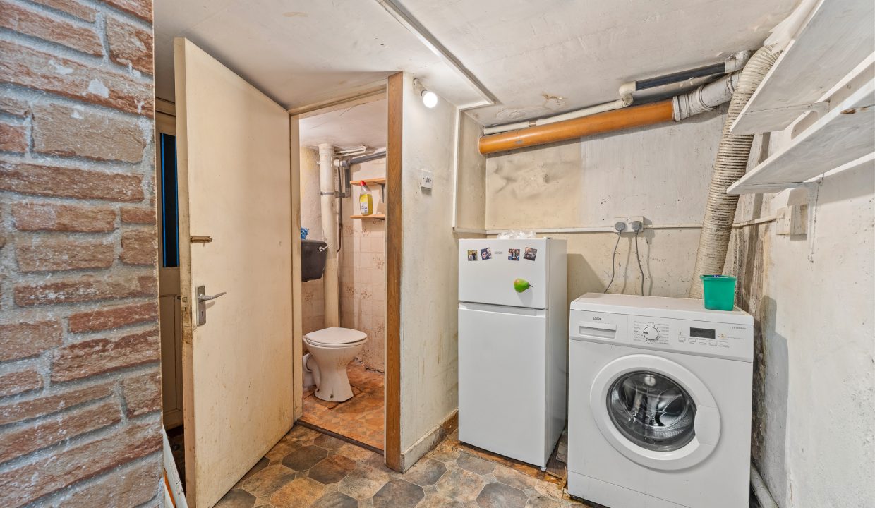 Yorkland House - interior-12